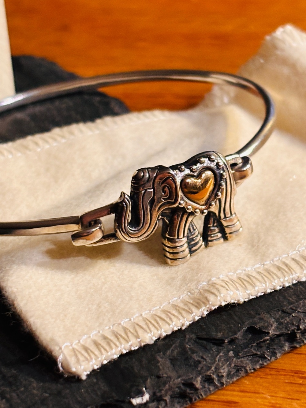 James Avery retired Adorned Elephant hook on Bracelet new and never worn!!